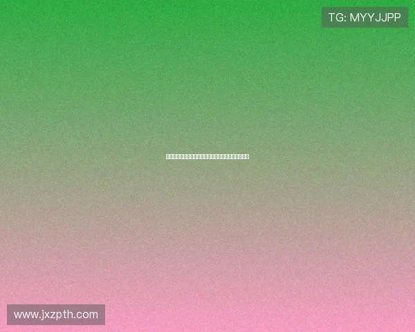 罗马球员迪巴拉代表全队向若塔默哀献花安菲尔德致敬